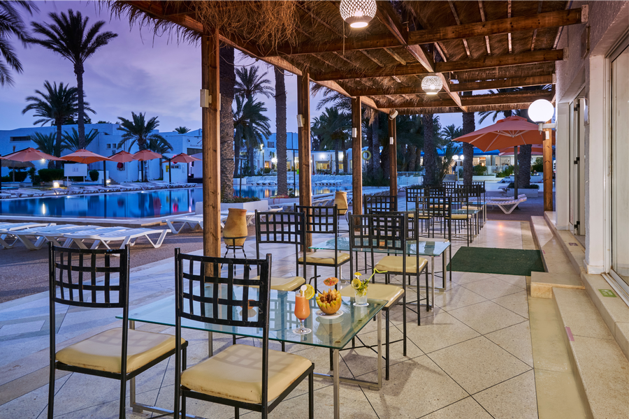 Hari Club Beach Resort (7)