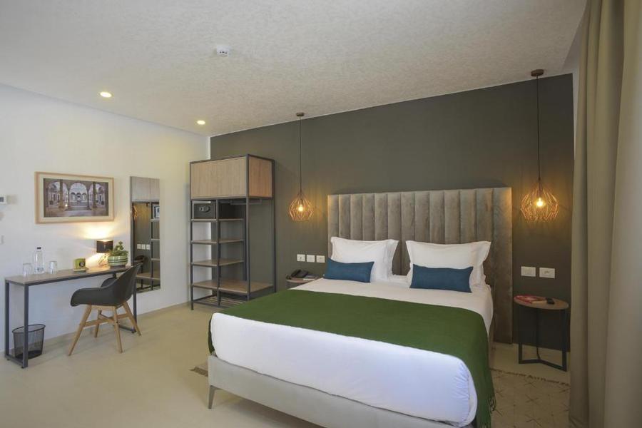 MAIA HOTEL SUITES