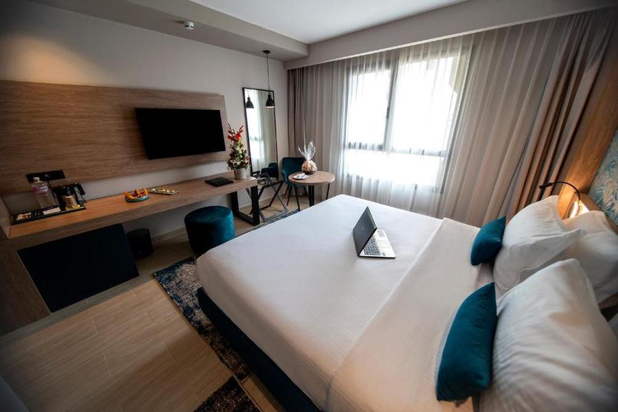 Golden Tulip El Mechtel (2)
