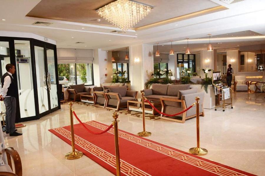 Hotel Marigold (4)