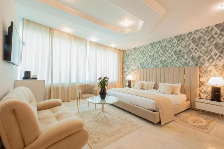 The Penthouse (6)