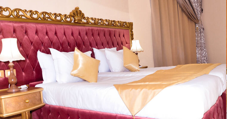 Royal Victoria (5)